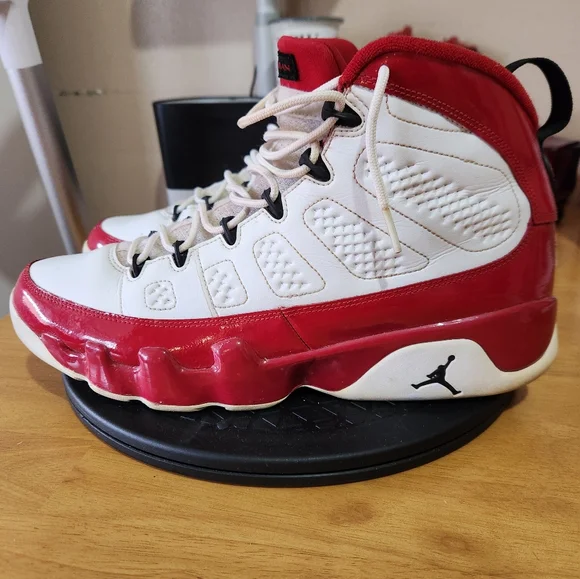 Air Jordan 9 "Gym Red" Mens. - Picture 3 of 16